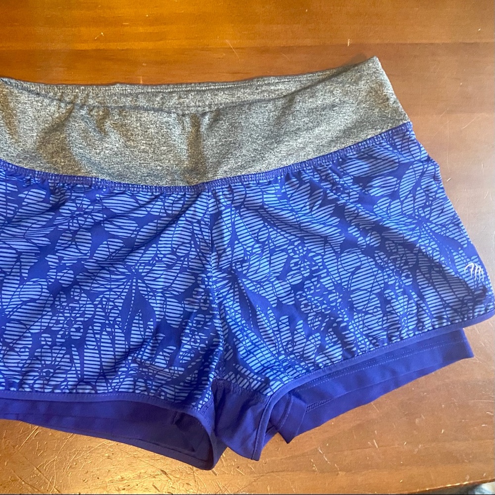 Women’s athletic running shorts - blue small